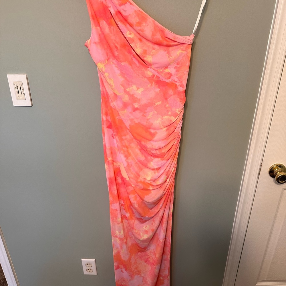 MAJORELLE One-Shoulder Dorothea Gown in Pink Watercolor - Picture 4 of 5
